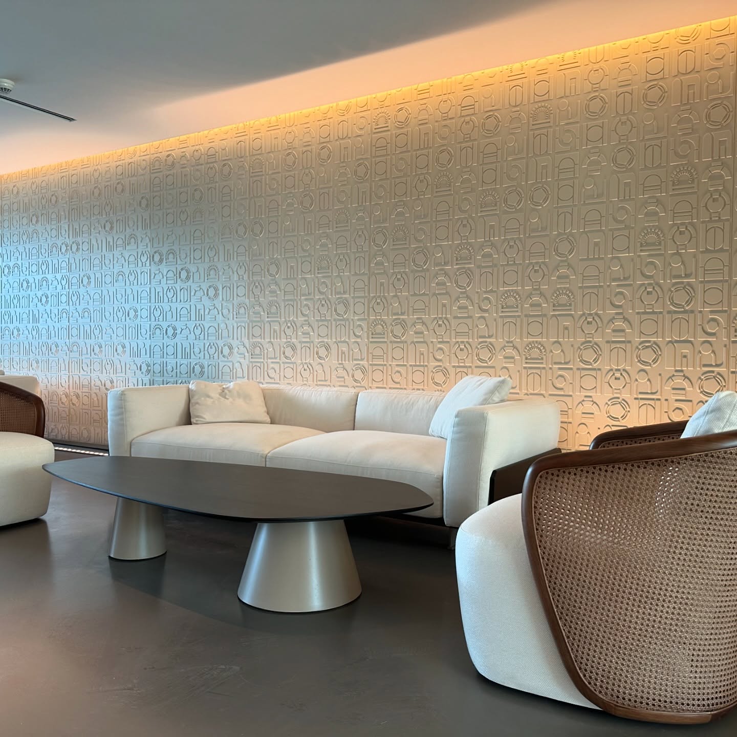 Hefay Mobilya Swissôtel iç mekân uygulaması